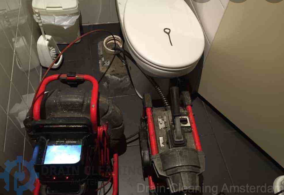 Unclog toilet Amsterdam Unclog toilet Amsterdam
